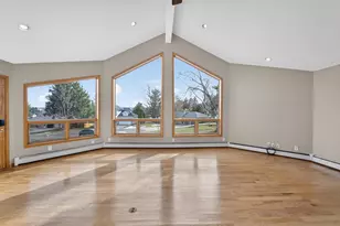 7116 Twin Sunset Rd, Middleton, WI 53562 - Photo 8