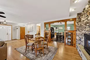 W6904 Schwemmer Ln, Fort Atkinson, WI 53538 - Photo 8