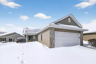 608 Springbrook Cir, DeForest, WI 53532 - Photo 40