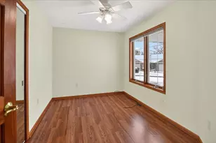 608 Springbrook Cir, DeForest, WI 53532 - Photo 28