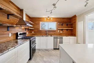 W10580 Tipperary Rd, Poynette, WI 53955 - Photo 10