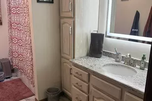 506 N Brooklyn Ave, Elroy, WI 53929 - Photo 18