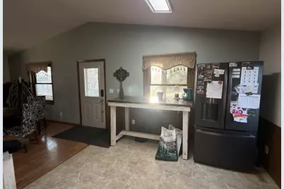 506 N Brooklyn Avenue, Elroy, WI 53929 - Photo 10