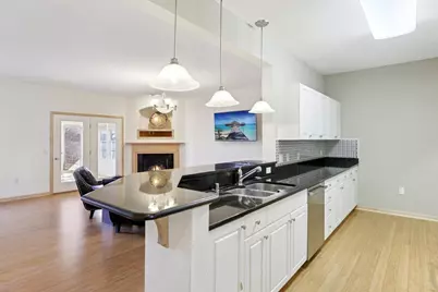 726 Clardell Drive, Sun Prairie, WI 53590 - Photo 4