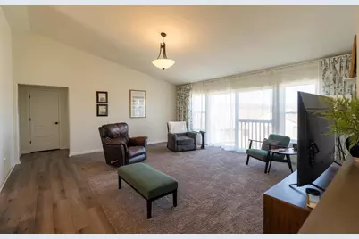 217 Wollet Drive, Fort Atkinson, WI 53538 - Photo 6