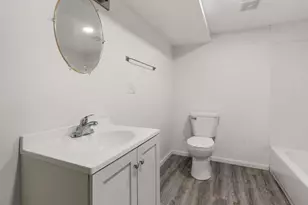 808 E Court St, Janesville, WI 53545 - Photo 24