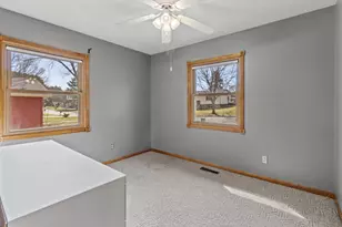 1310 W Circle Dr, Sparta, WI 54656 - Photo 28