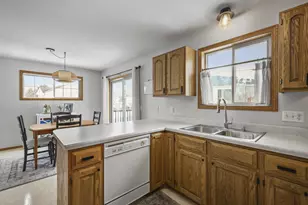 5121 Ridge Oak Dr, Madison, WI 53704 - Photo 12