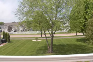 2530 Edgewood Dr, Beloit, WI 53511 - Photo 12