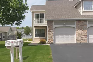 2530 Edgewood Dr, Beloit, WI 53511 - Photo 2