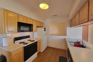 2241 Tallgrass Ct, Beloit, WI 53511 - Photo 14