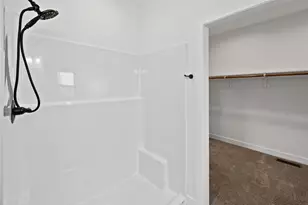 3822 N Woodbury Ln, Janesville, WI 53545 - Photo 22