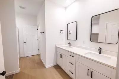 3822 N Woodbury Lane, Janesville, WI 53545 - Photo 6