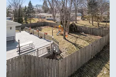 585 N Perry Parkway, Oregon, WI 53575 - Photo 2