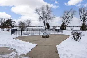 2414 W Avalon Rd, Janesville, WI 53546 - Photo 40