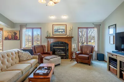 2840 Newport Avenue, Oshkosh, WI 54904 - Photo 8