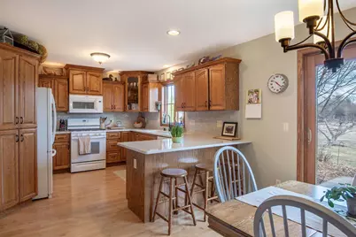 2840 Newport Avenue, Oshkosh, WI 54904 - Photo 12