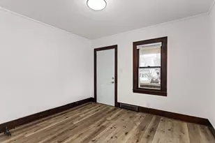 60 W Cotton St, Fond du Lac, WI 54935 - Photo 8