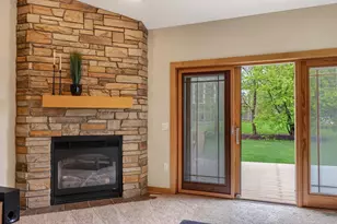 325 Breckenridge Rd, Verona, WI 53593 - Photo 12