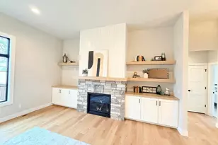 1300 Moll Dr, Waunakee, WI 53597 - Photo 6