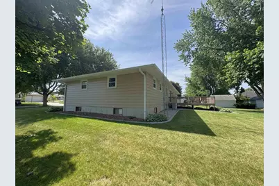 723 27th Avenue, Monroe, WI 53566 - Photo 4