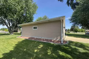 723 27th Ave, Monroe, WI 53566 - Photo 10