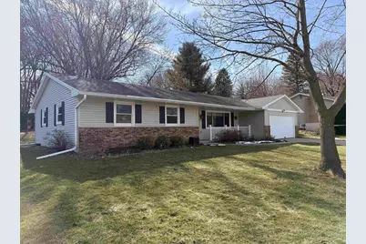 2781 Marledge Street, Fitchburg, WI 53711 - Photo 2