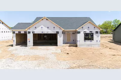 3810 N Woodbury Lane, Janesville, WI 53545 - Photo 1