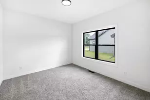 3810 N Woodbury Ln, Janesville, WI 53545 - Photo 22