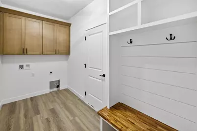 3810 N Woodbury Lane, Janesville, WI 53545 - Photo 32