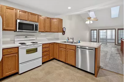 185 N Musket Ridge Drive, Sun Prairie, WI 53590 - Photo 24