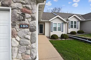 185 N Musket Ridge Dr, Sun Prairie, WI 53590 - Photo 4