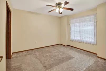 185 N Musket Ridge Drive, Sun Prairie, WI 53590 - Photo 8