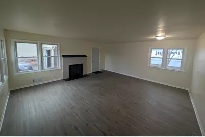 1920 W Memorial Drive, Janesville, WI 53548 - Photo 2