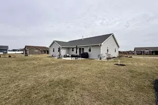 441 Hickory St, Janesville, WI 53536 - Photo 6