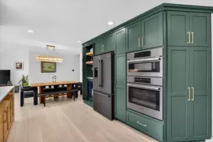 5117 Lake Mendota Dr, Madison, WI 53705 - Photo 12