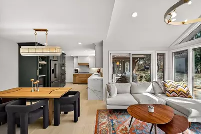 5117 Lake Mendota Drive, Madison, WI 53705 - Photo 6