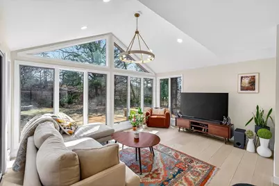 5117 Lake Mendota Drive, Madison, WI 53705 - Photo 6