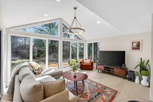5117 Lake Mendota Dr, Madison, WI 53705 - Photo 6