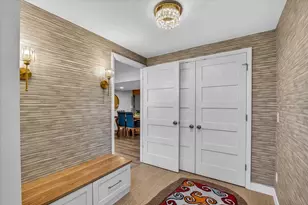 5117 Lake Mendota Dr, Madison, WI 53705 - Photo 30