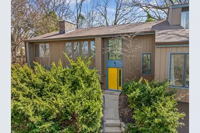 5117 Lake Mendota Drive, Madison, WI 53705 - Photo 4