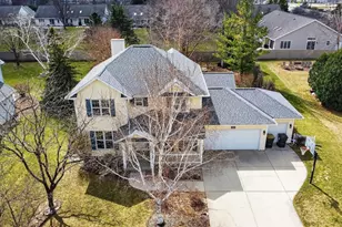 2265 Innsbrooke Dr, Sun Prairie, WI 53590 - Photo 2