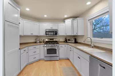 7103 Caneel Trail, Middleton, WI 53562 - Photo 12