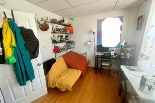 1054 Williamson St, Madison, WI 53703 - Photo 8