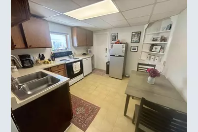 1043 Jenifer Street, Madison, WI 53703 - Photo 8