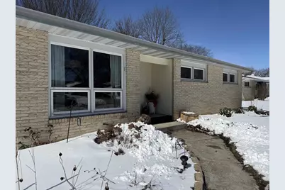 1121 Erie Drive, Janesville, WI 53545 - Photo 2