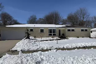 1121 Erie Dr, Janesville, WI 53545 - Photo 1