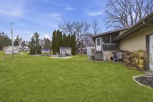 N7389 Edgewater Dr, Beaver Dam, WI 53916 - Photo 36