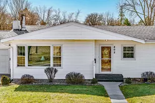 402 Modern Ave, Reedsburg, WI 53959 - Photo 2