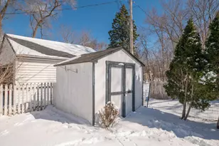 2604 N 112th St, Wauwatosa, WI 53226 - Photo 26